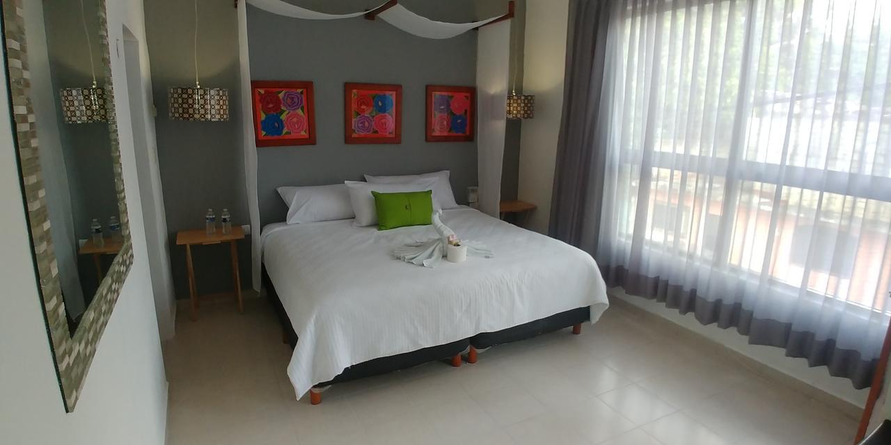 Hotel San Vicente Playa del Carmen Buitenkant foto
